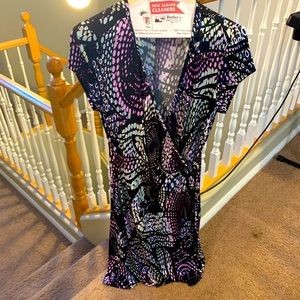 Faux wrap dress. Beautiful colors/pattern
